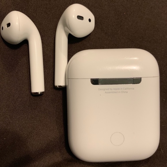 Apple AirPods